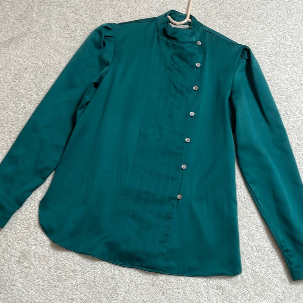 Beautiful blouse for office or special occasion